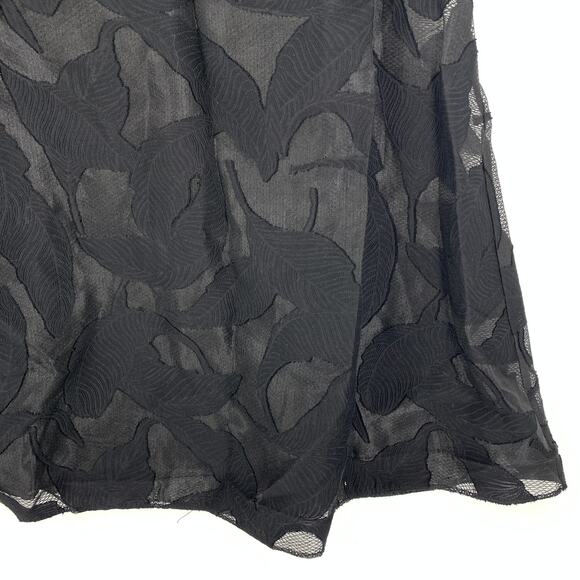 Vera Wang Dress Women's Size 4 Black Leaf Print V-Neck A-Line *FLAW READ - Picture 4 of 6